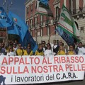 Protesta dei lavoratori del Cara di Bari-Palese, a rischio in 160