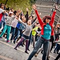  "La guerra dei cafoni ", il flash mob in piazza del Ferrarese