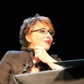 Serena Dandini a Bari con “Serendipity – memorie di una donna difettosa”