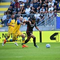 Bari beffato al 92’, il Frosinone passa 1-0 contro i biancorossi in 10