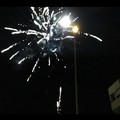 Accende fuochi d'artificio in strada a Bari, nei guai un 29enne