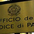 Giudice di Pace, sigilli all'intero deposito. Danni anche alle colonne montanti