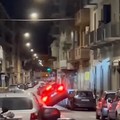Notte di follia a San Pasquale, con il Suv danneggia 13 auto e scappa