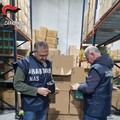 NAS Bari, maxi sequestro di 400mila oggetti per alimenti e bevande