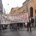 Salvini al Libertà, c'è chi dice  "no ". Da piazza Redentore parte la manifestazione Bari non si Lega