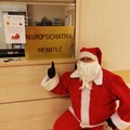 Babbo Natale visita la Neuropsichiatria infantile del Policlinico