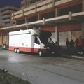 Bari, a fuoco paninoteca mobile in zona Pane e Pomodoro