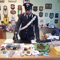 Loseto, scoperto market della droga in casa