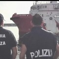 A bordo di un gommone attracca a Monopoli, arrestato albanese