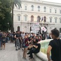  "Simm brigand e u leghist avimm caccia' " Bari contro Salvini