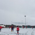 SSC Bari, allenamento sotto la neve sul campo di Loseto