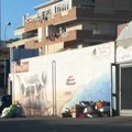 Bari, il murale invaso dai rifiuti: «Un colpo al cuore»