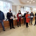 Bari, 100 tablet in dono ai 5 municipi per la DaD