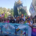 Diecimila in piazza per il Bari Pride: «I nostri diritti non possono andare in letargo»