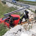 Scontro tra due auto sulla Putignano-Turi, una donna finisce nel fossato