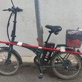 Rubano bici mentre i volontari sono al lavoro nel sottopasso, l'appello di Retake Bari