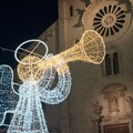 L'angelo di Maldarizzi illumina piazza dell'Odegitria