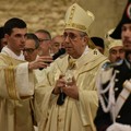 Ieri sera il prelievo della sacra manna di San Nicola - FOTO