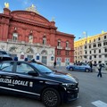 Vigile urbano aggredito in Via Capruzzi davanti alla famiglia, duri i sindacati:  "Siamo in stato di guerra "