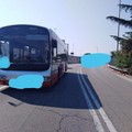 Scontro fra bus e auto a Palese, un ferito trasportato in ospedale