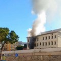 Incendio al carcere di Bari, sette tra feriti e intossicati. Il Sappe:  "Tragedia sfiorata "