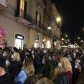 Folla in centro per Chiara Ferragni a Bari