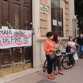  "Giù le mani dalla Carlo Del Prete ". Manifestazione, raccolta firme e incontro in Comune contro la chiusura