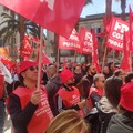 Centinaia in piazza a Bari contro la privatizzazione della sanità