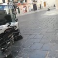 Bari, Amiu pronta a pulire le strade negli orari notturni