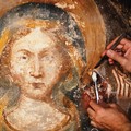 Riemersi gli affreschi originali della  "Madonna del Segno " nella chiesa di San Martino a Bari