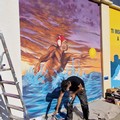 A Bari arriva un nuovo murale, protagonista il pallanuotista Francesco Attolico