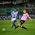 Bari beffato, al Barbera la vince il Palermo: 1-0 nell’anticipo serale