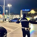 Alla guida per 22 ore di fila, camionisti sanzionati dalla polizia locale