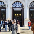 Dopo quasi 70 anni riapre il portone dell'università su piazza Battisti: «Ci riconnettiamo alla città»