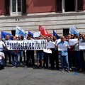 Manifestano i rappresentanti sindacali Amtab, Filt Cgil: «Dall'azienda atteggiamento intimidatorio»