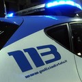Trovata una pistola a Bari vecchia: era nascosta in un'impalcatura