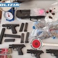 Armi, munizioni e 8mila euro in auto: arrestato un 24enne di Carbonara