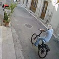 Rapina un anziano nel centro storico di Triggiano, arrestato 37enne