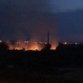 Bari brucia, continuano gli incendi in città