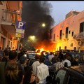 Monopoli, veicoli a fuoco in via Cadorna