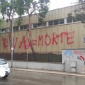 Ancora scritte no-vax sulle scuole di Bari, imbrattata la sede del Tridente