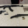 Putignano, in casa aveva pistole e Kalashnikov. Arrestato 45enne pregiudicato