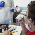 Monitoraggio Covid a scuola, a Bari si parte con i test salivari