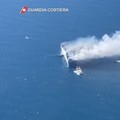 Traghetto italiano in fiamme, gli aggiornamenti della Guardia Costiera