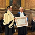 Zimmermann premiato con la laurea  "Honoris causa " in filologia, letterature e storia dell'antichità