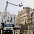 Palazzina crollata a Bari, al via le operazioni di demolizione di quanto rimasto