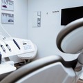 Scegliere un dentista a Bari: ecco come fare tra portali di settore e passaparola