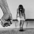Un anno e mezzo di abusi, le parole strazianti della ragazzina violentata