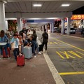 Aeroporto di Bari, Carrieri attacca: «La sera di Ferragosto niente taxi né controlli»