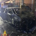 Incendio a Valenzano, Vigili del Fuoco di Bari al'opera nella notte